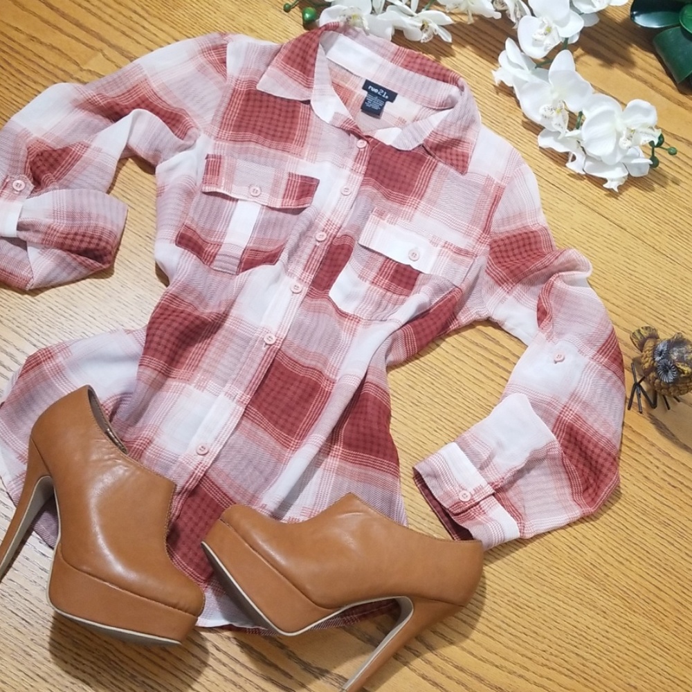Rue 21 Button Down shirt